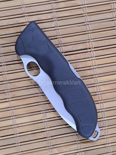 Victorinox 0.9411.M3B1 Hunter Pro Siyah Tek El Çakı
